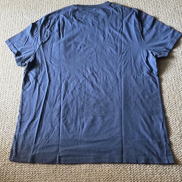 Blue penguin short sleeve tee shirt - Picture 2 of 4